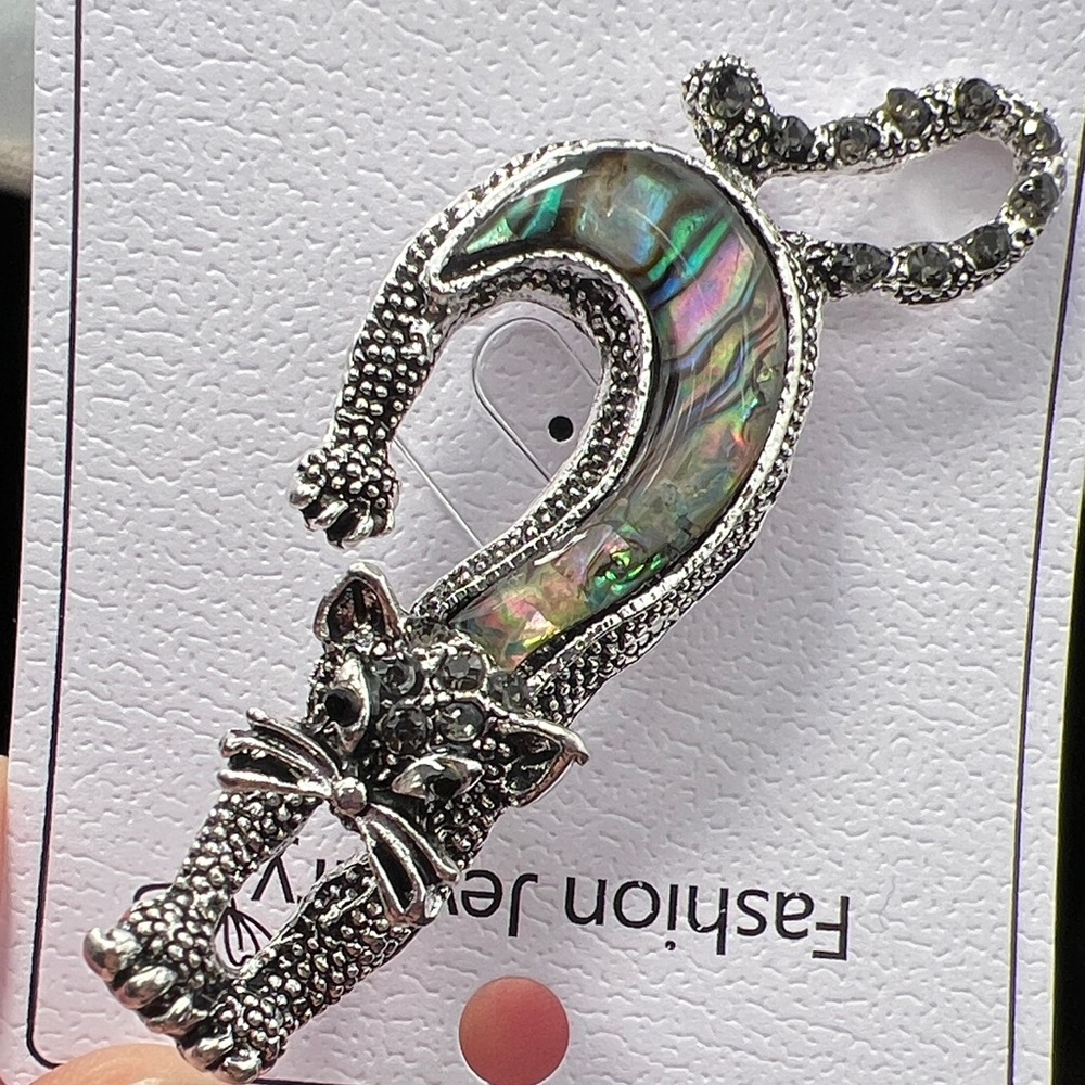 3/$18 Silver-Tone Abalone Cat Brooch - Iridescent Green Lot 6009